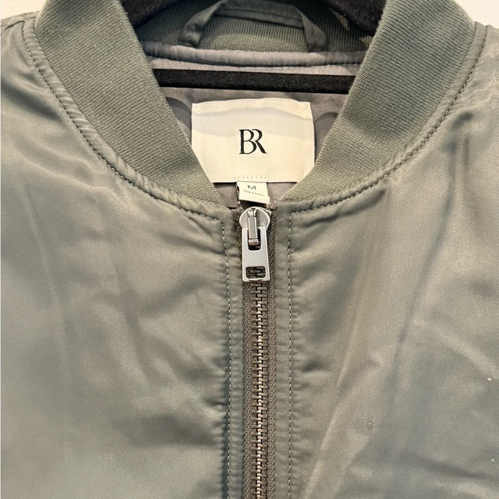 Banana Republic Dark Green Bomber Jacket. Unisex. Size M. - Picture 3 of 6